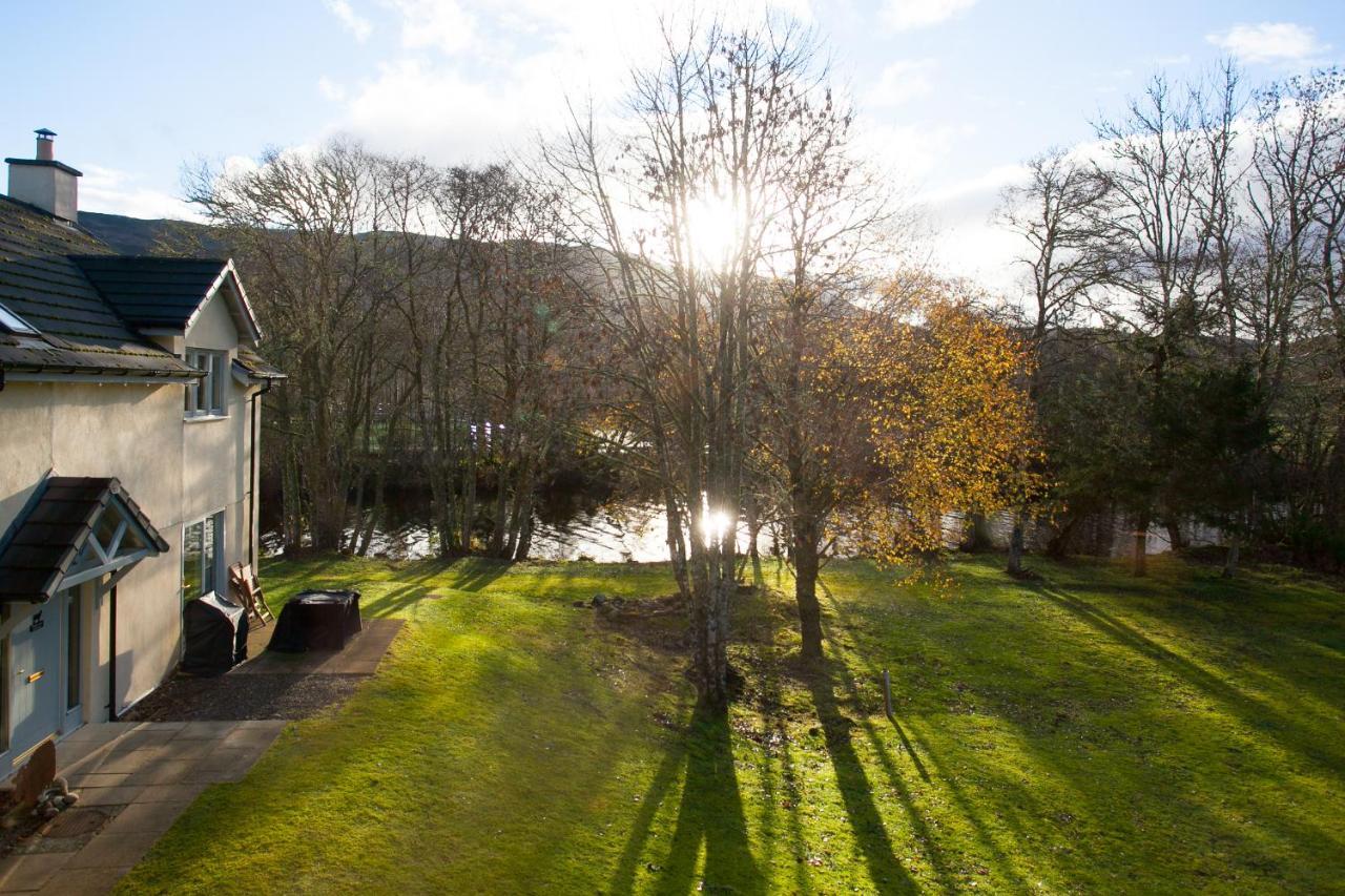 Loch Ness Abbey Cottages Форт Аугустус Экстерьер фото